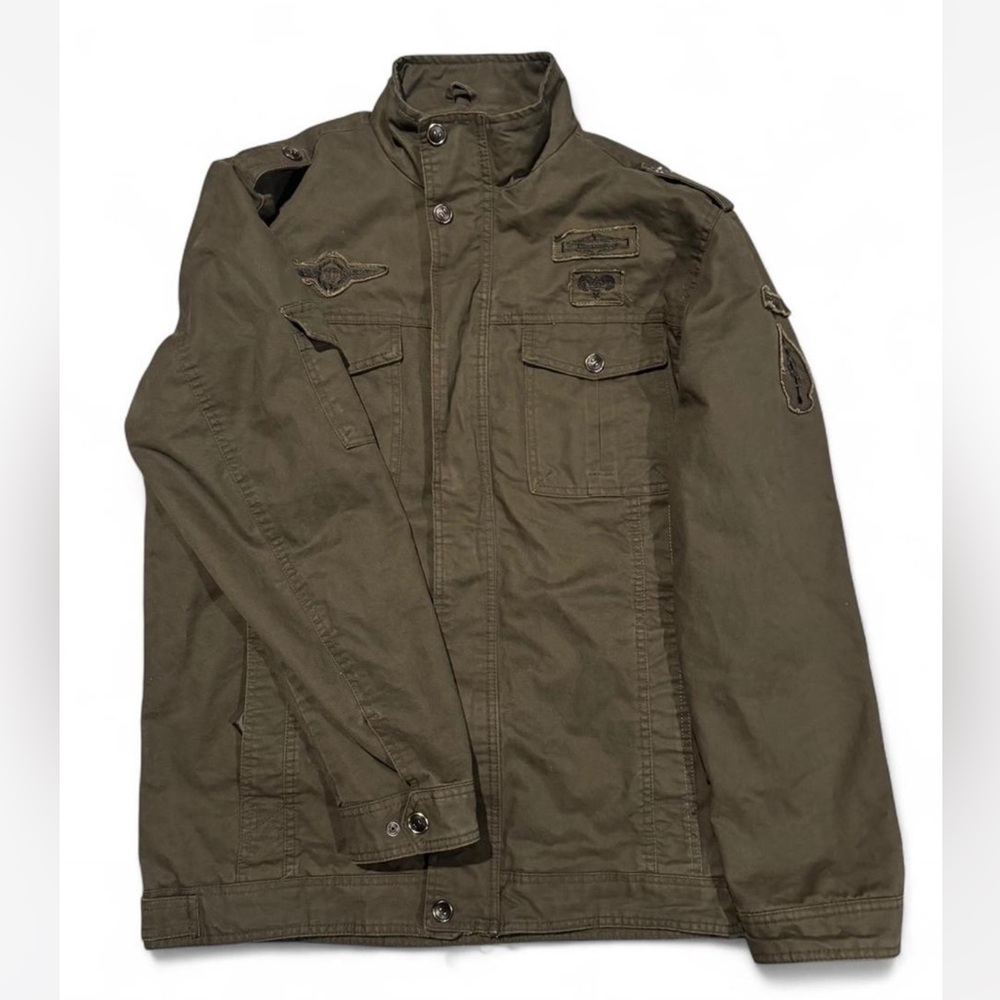 Green Military Field Jacket with Classic Cut